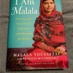 I Am Malala Young Readers Edition Book